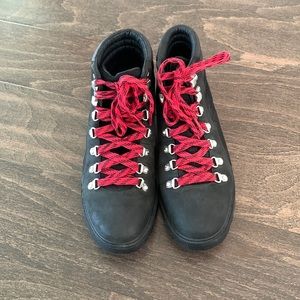 Sorel waterproof boots size 8